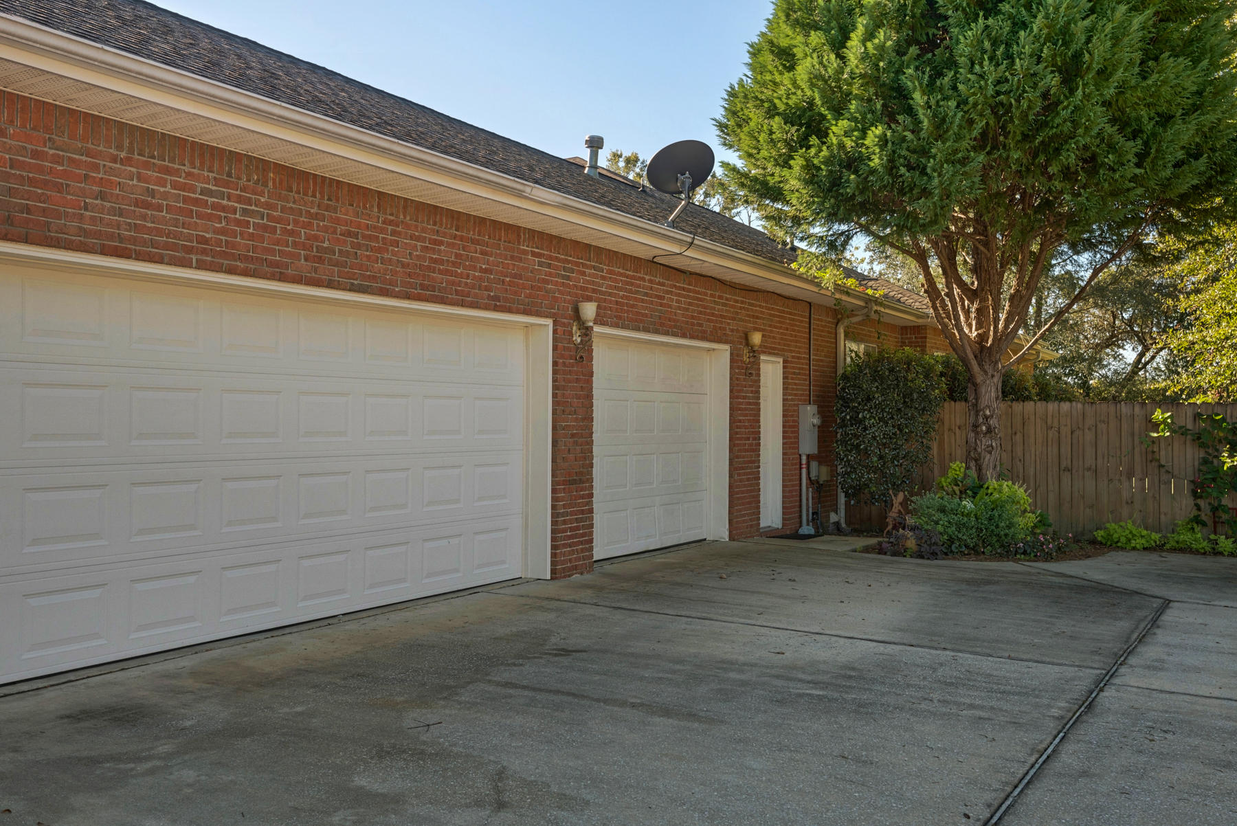 ROCKY BAYOU ESTATES 12B - Residential