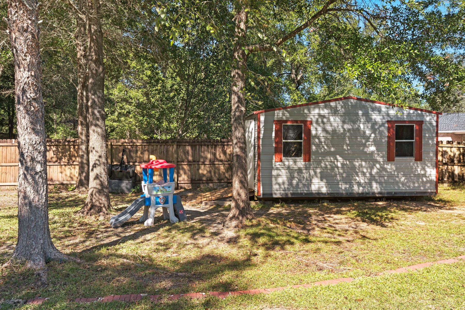 ROCKY BAYOU ESTATES 12B - Residential