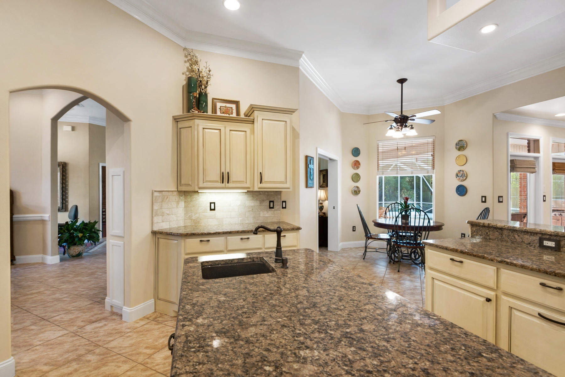 ROCKY BAYOU ESTATES 12B - Residential