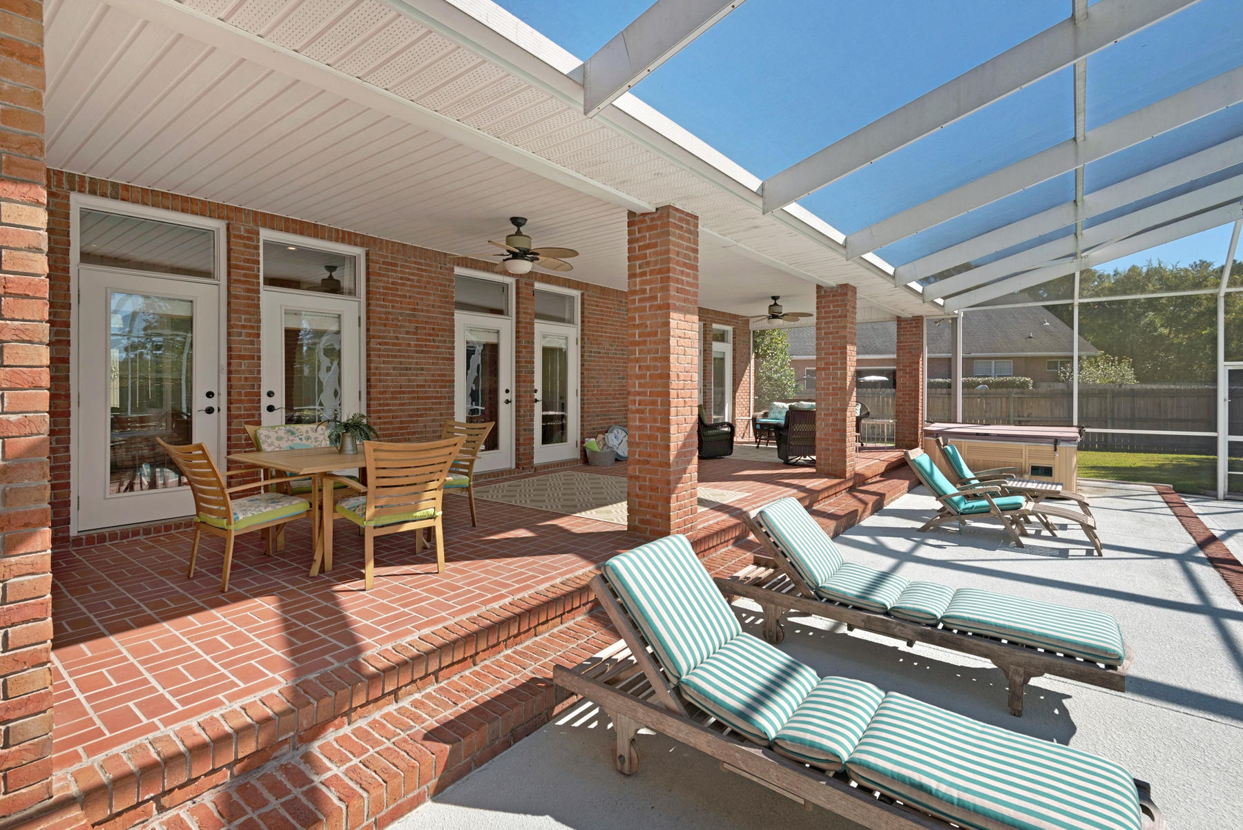 ROCKY BAYOU ESTATES 12B - Residential