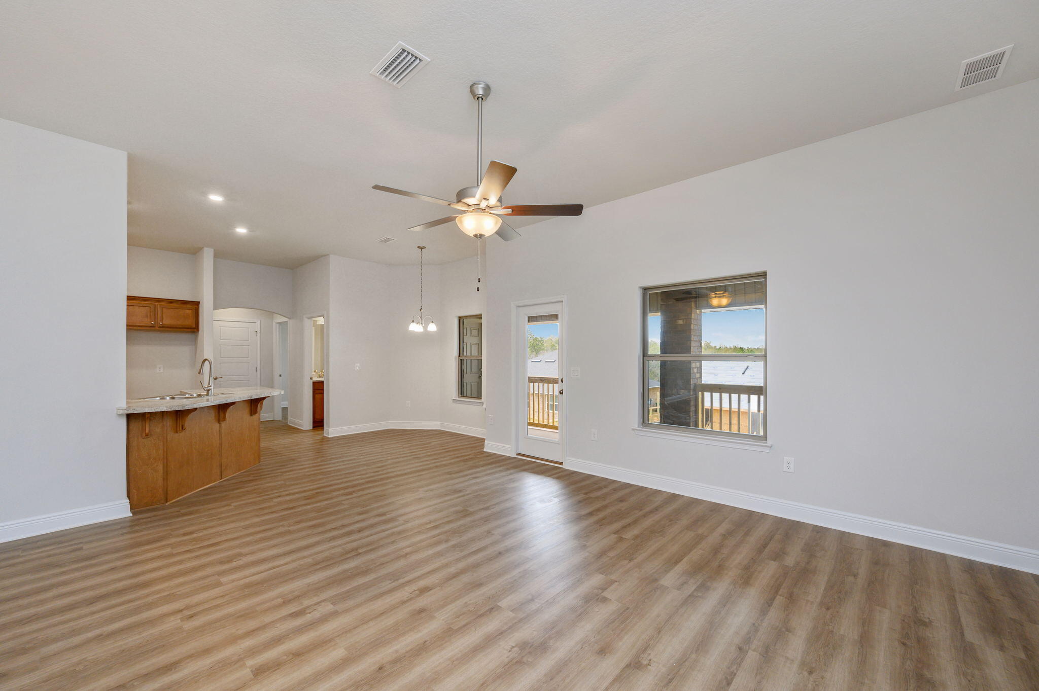 CHARLESTON PLACE - Residential Lease