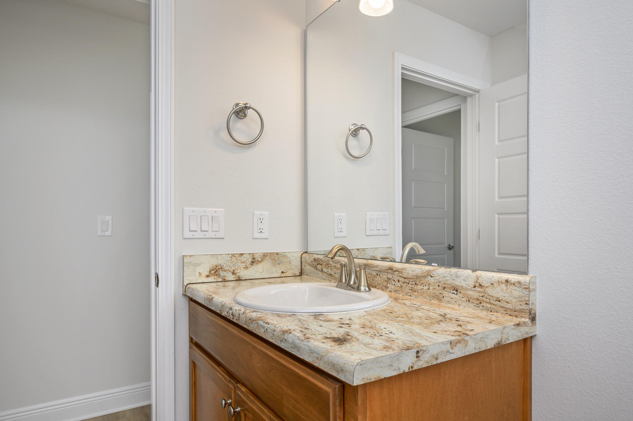 CHARLESTON PLACE - Residential Lease