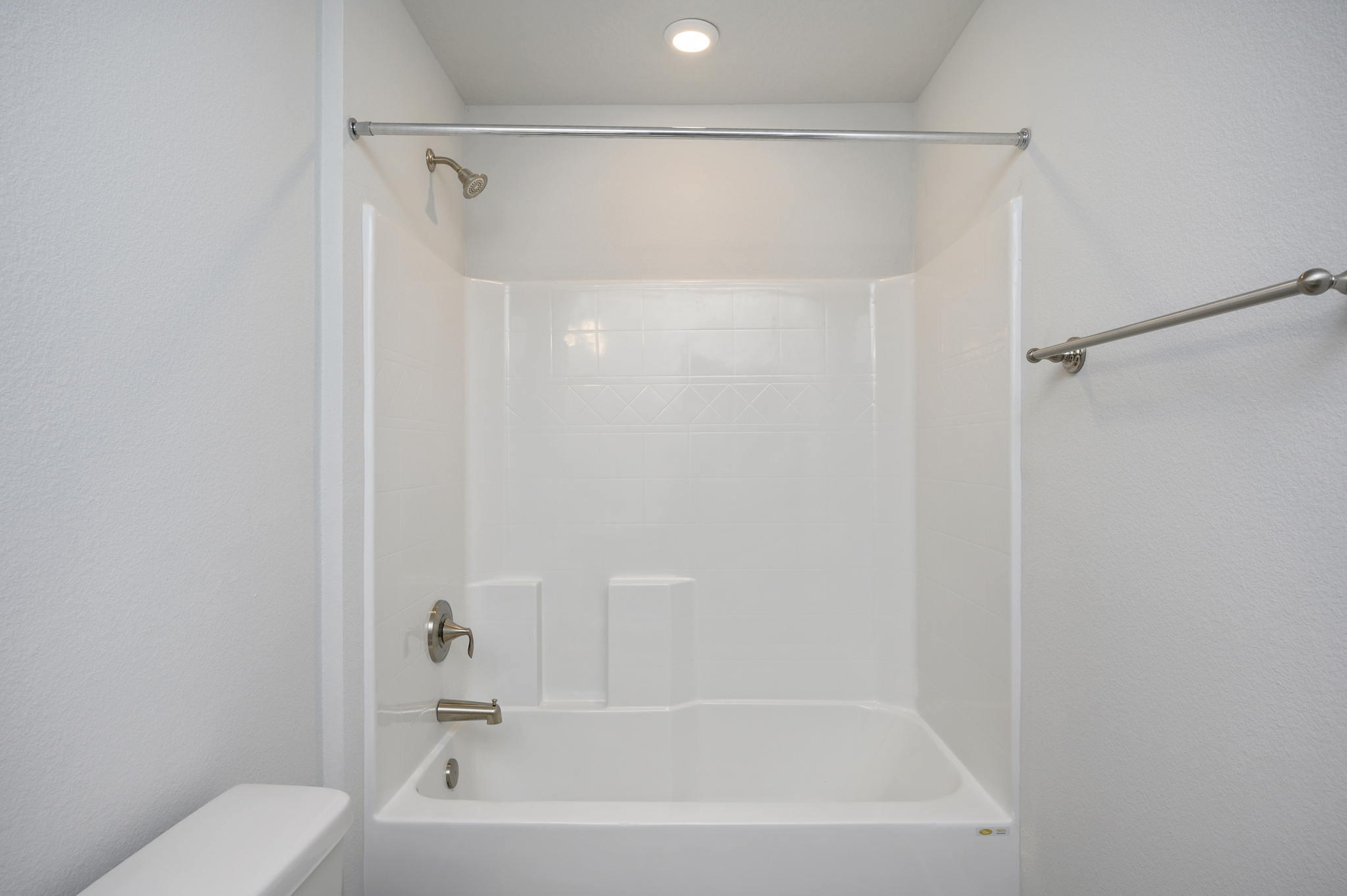 CHARLESTON PLACE - Residential Lease