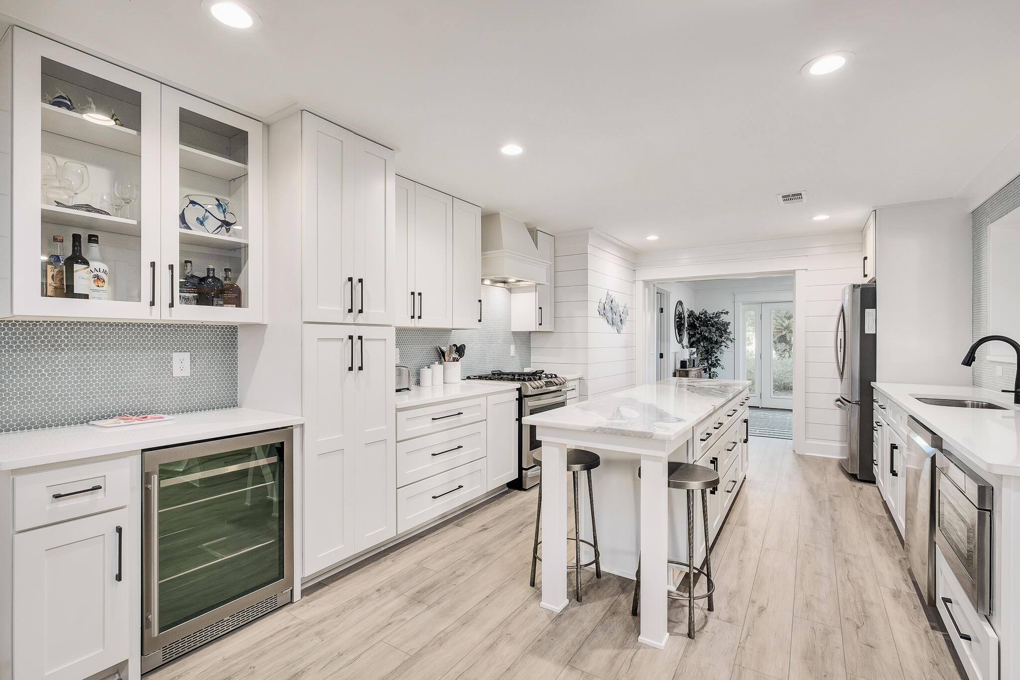 BEACH HIGHLAND - Residential