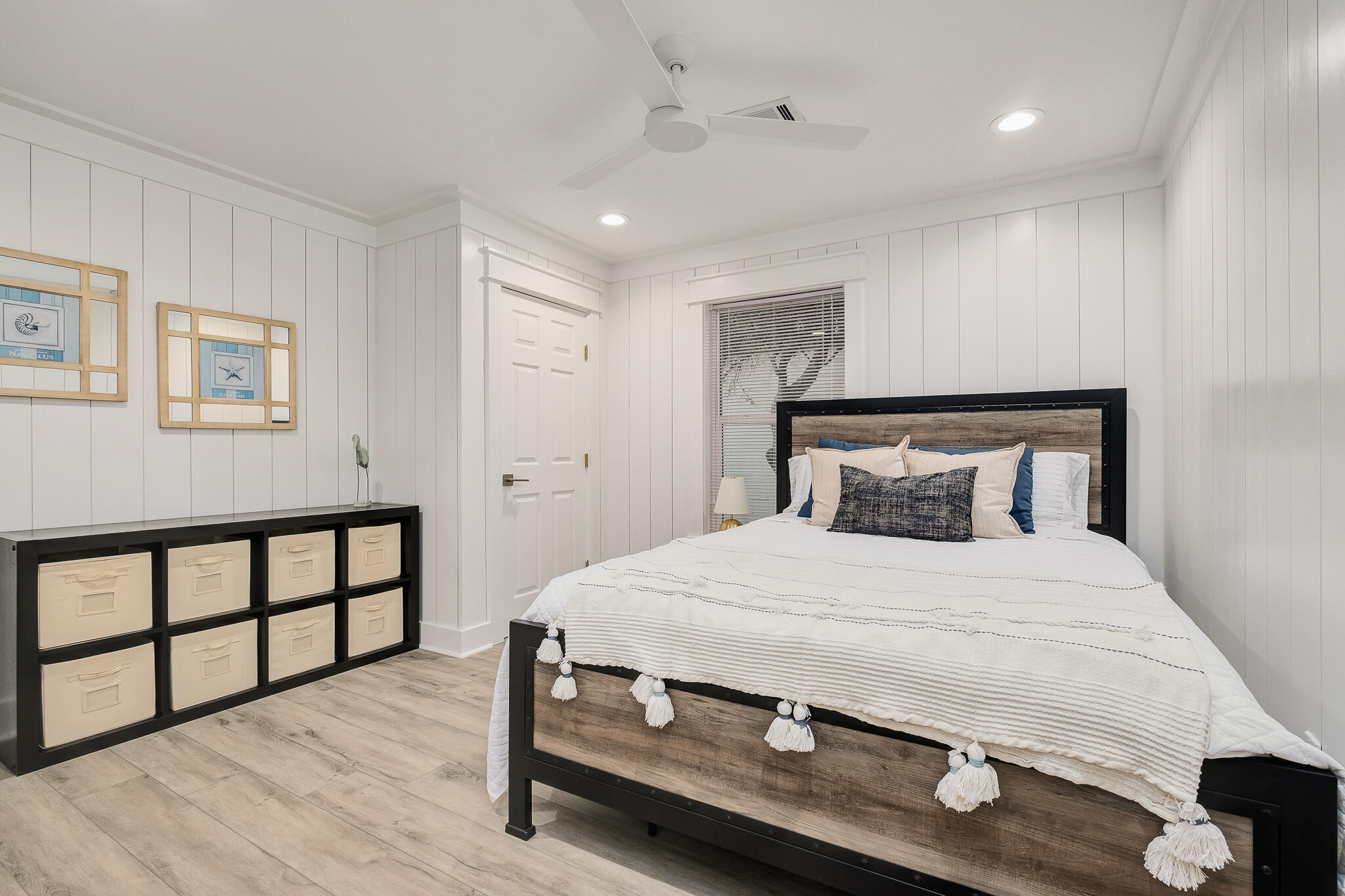 BEACH HIGHLAND - Residential