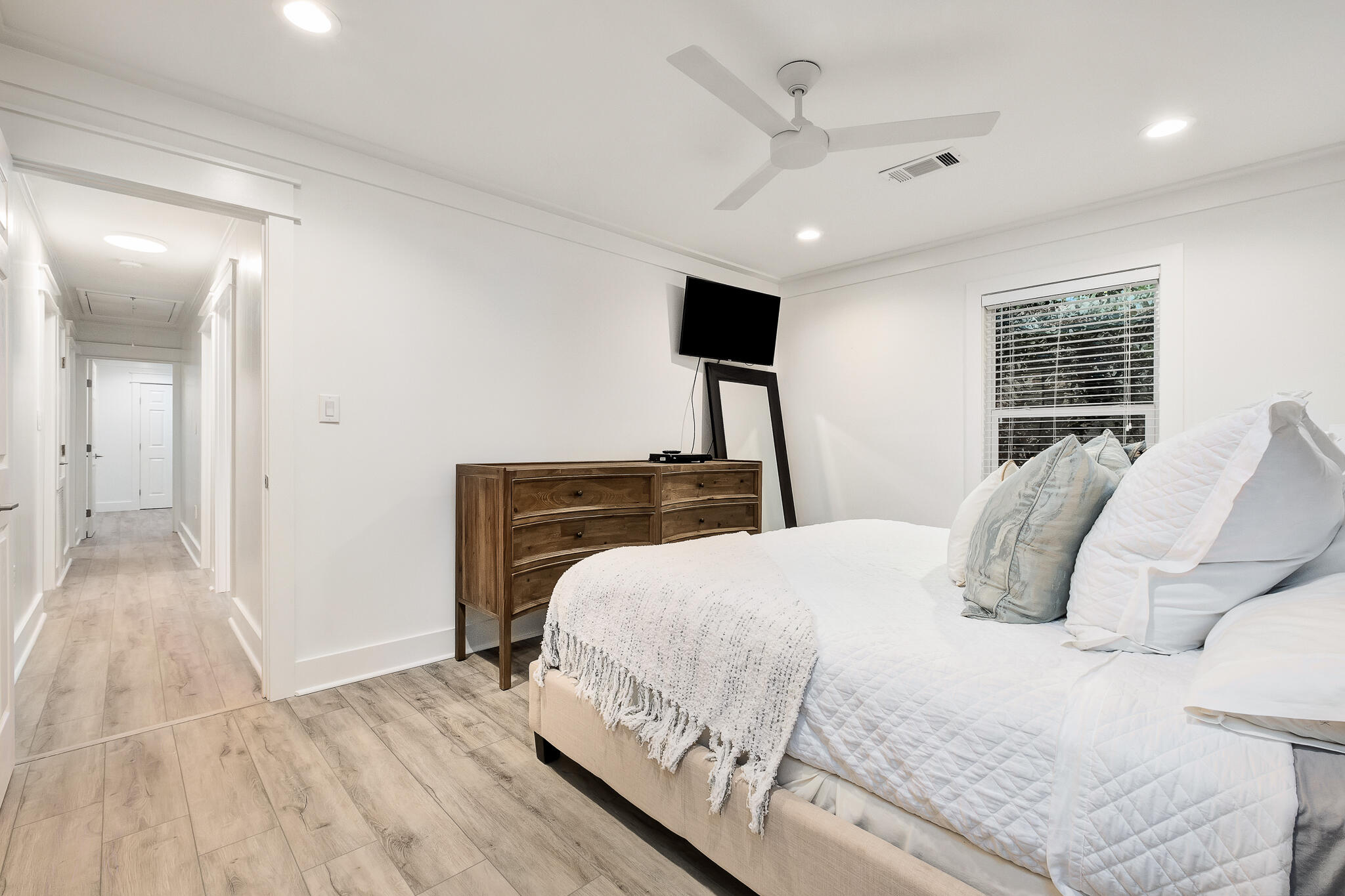 BEACH HIGHLAND - Residential