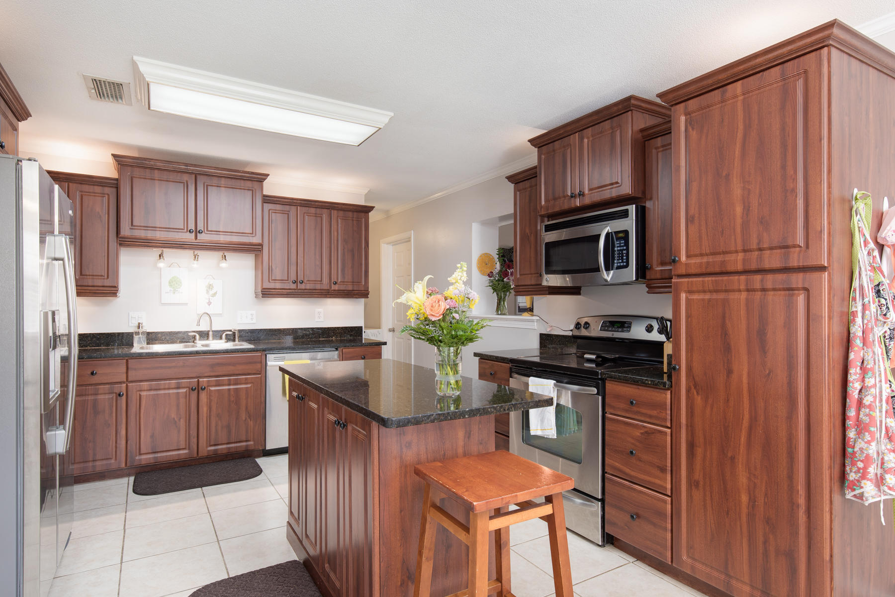 BAYOU WOODS - Residential