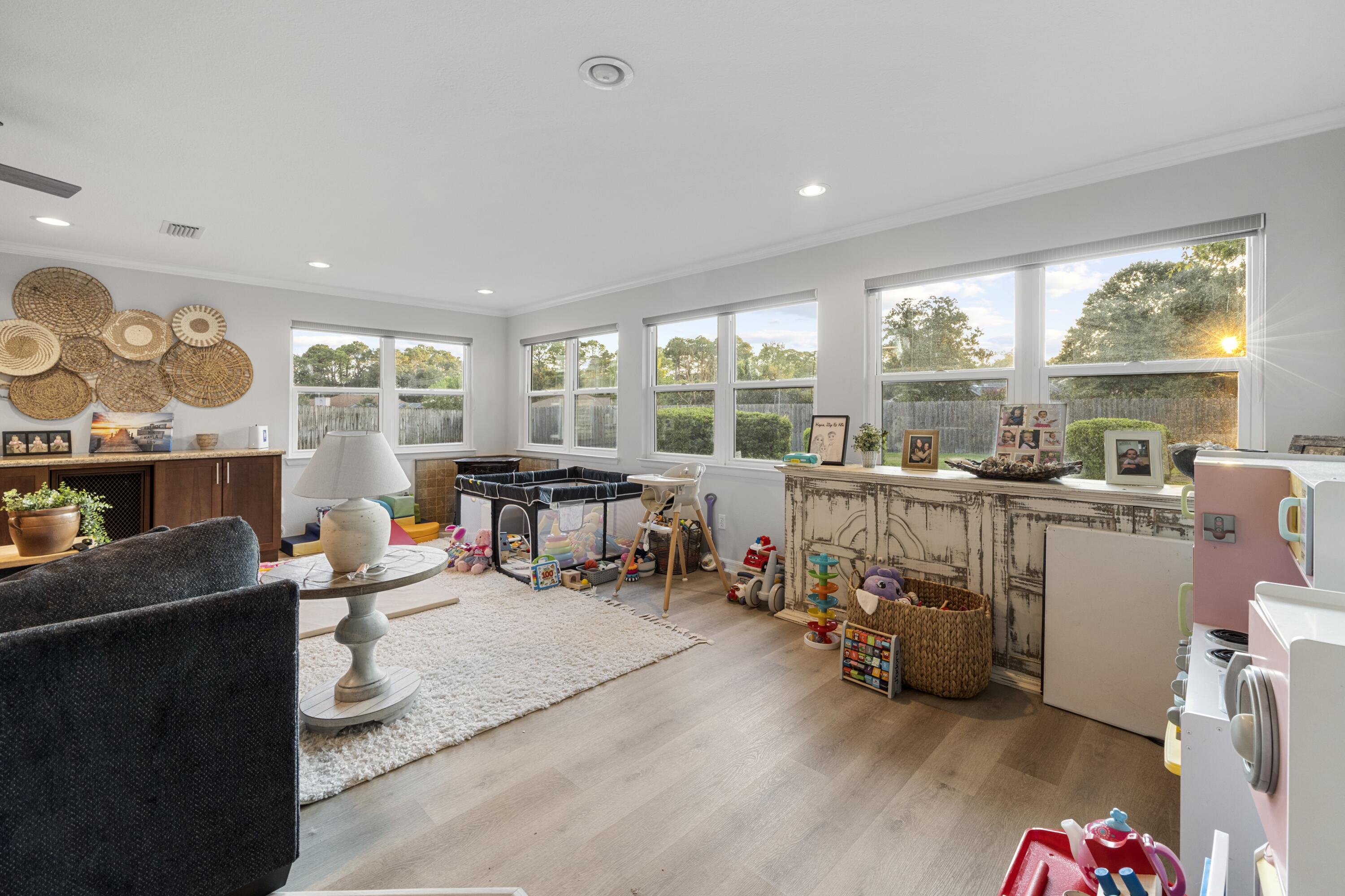 OVERBROOK - Residential