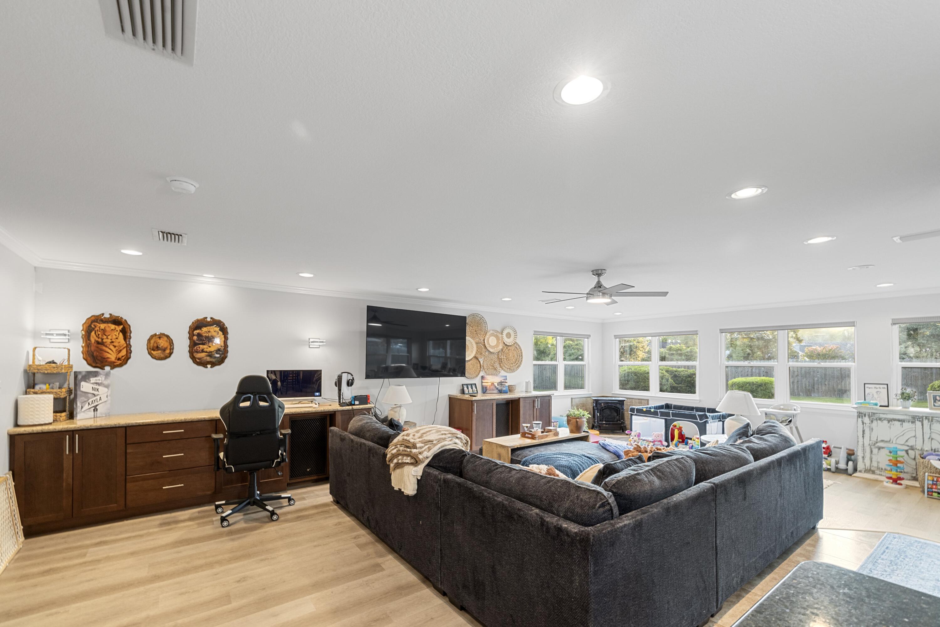 OVERBROOK - Residential