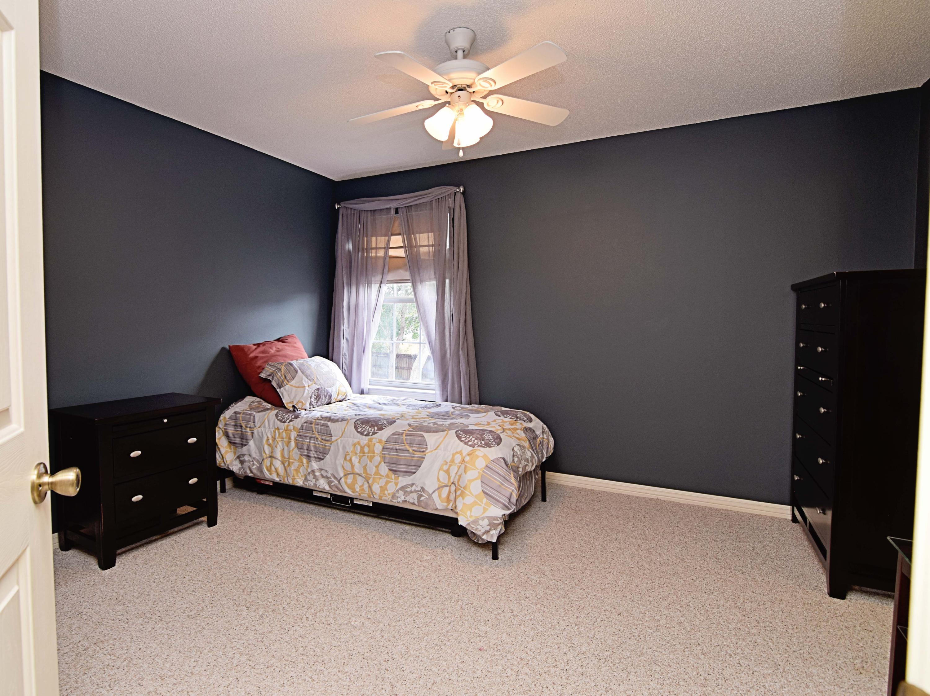 VALPARAISO PINECREST 6 - Residential