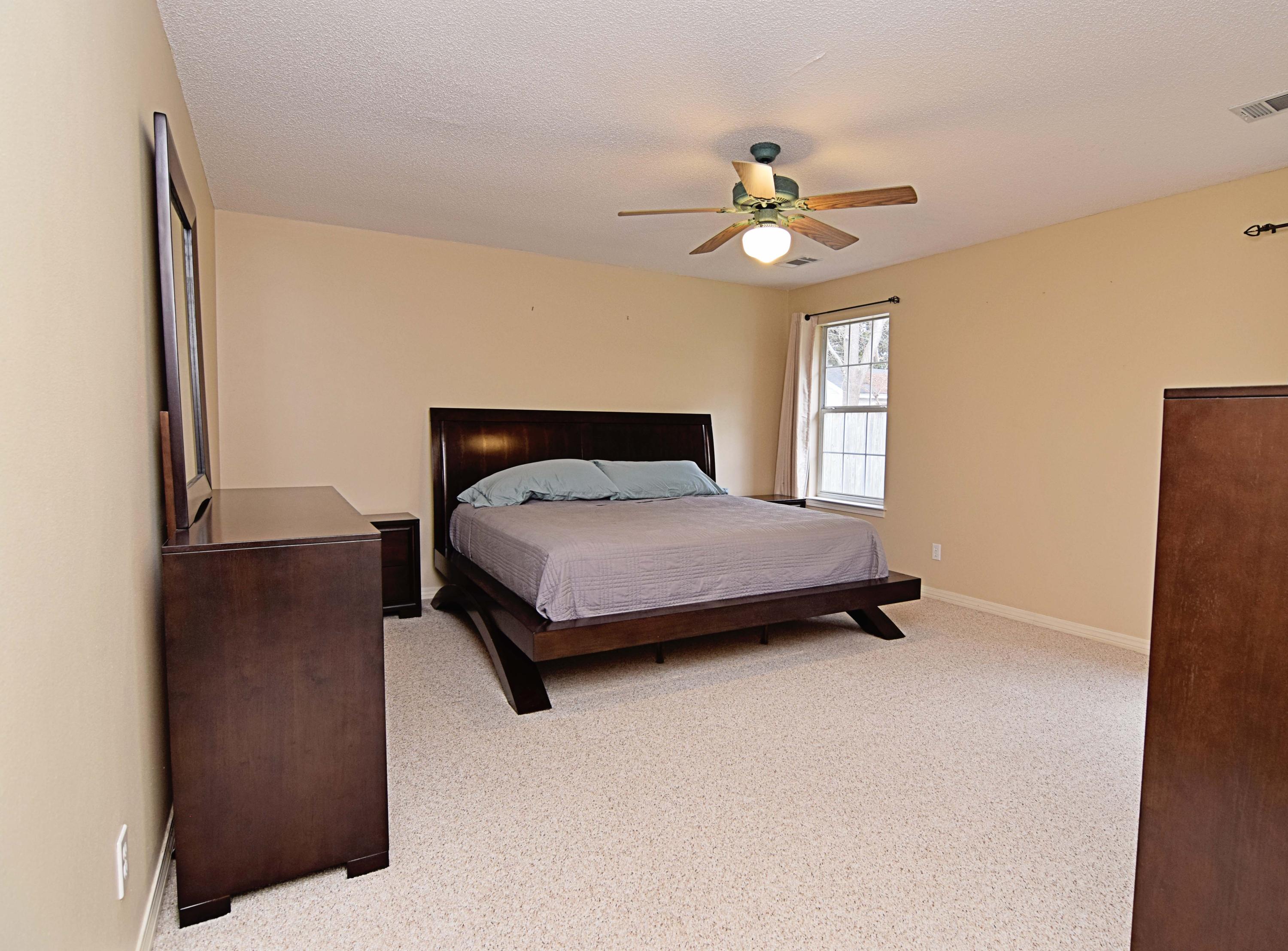 VALPARAISO PINECREST 6 - Residential