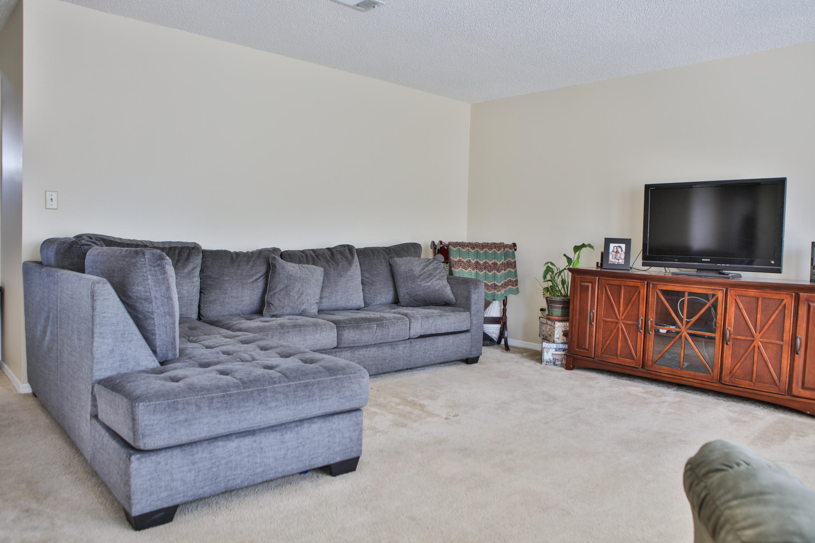 PARKWOOD SQUARE PH 1 - Residential