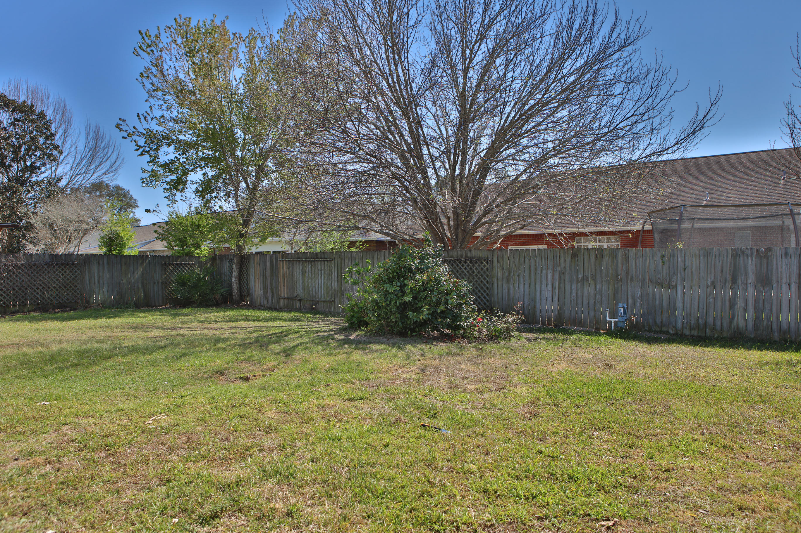 PARKWOOD SQUARE PH 1 - Residential