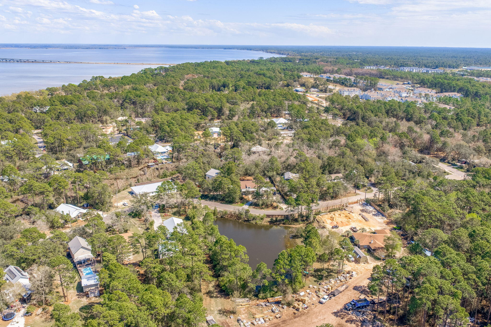 PISCES COVE - Land