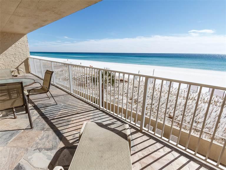 ISLAND ECHO CONDO - Residential