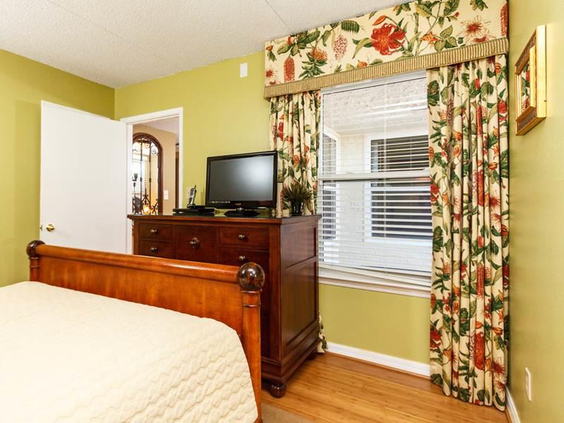 ISLAND ECHO CONDO - Residential