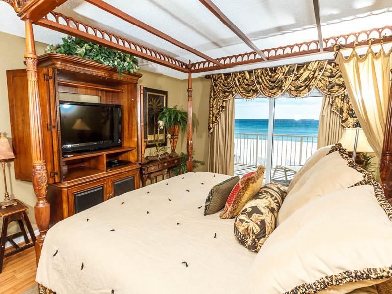 ISLAND ECHO CONDO - Residential