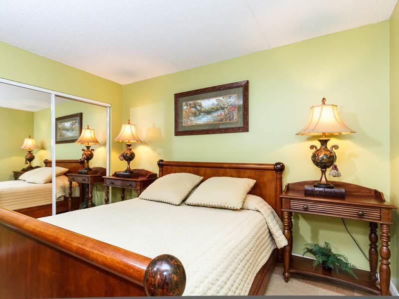 ISLAND ECHO CONDO - Residential