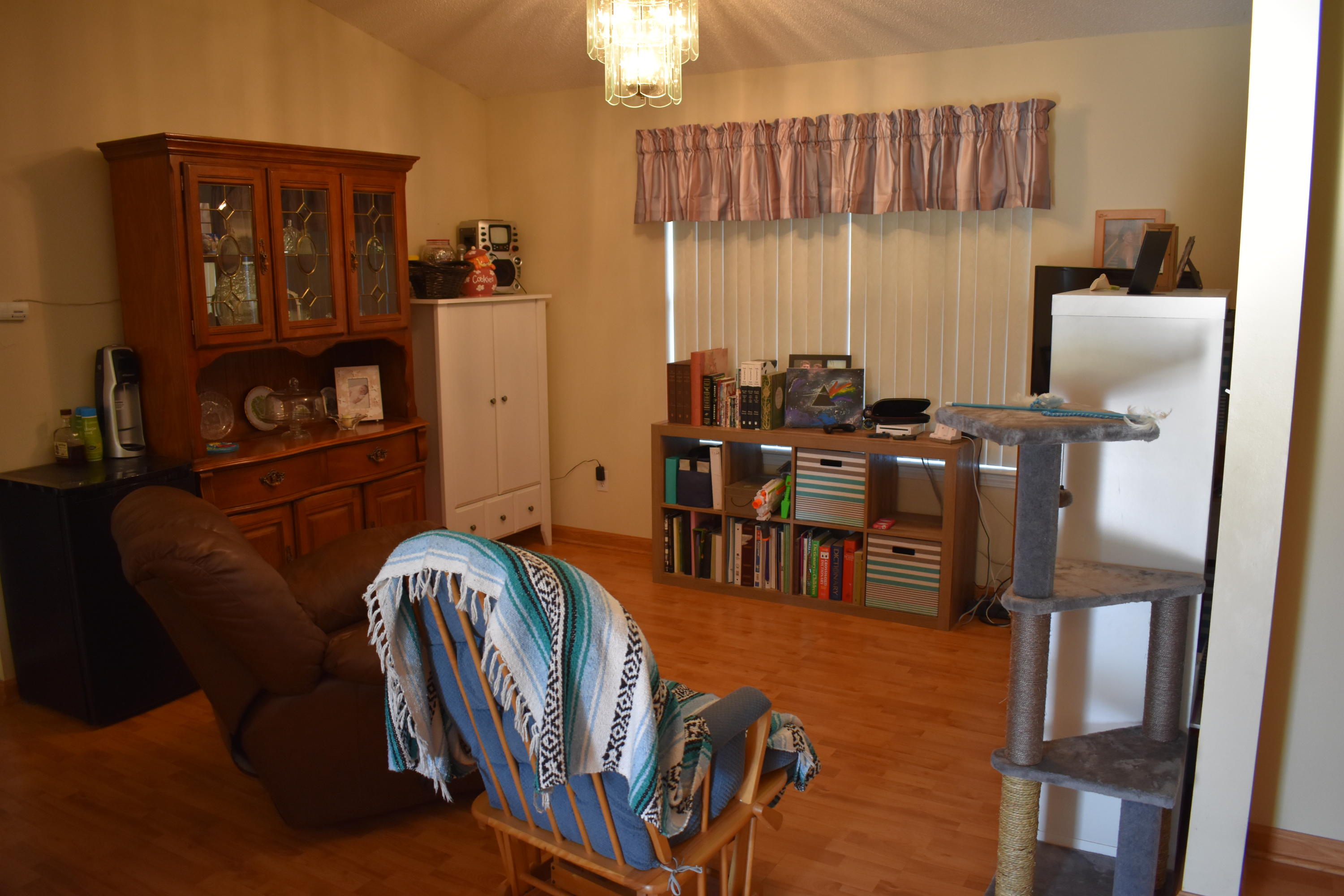 COUNTRYVIEW ESTATES 4TH ADDN - Residential