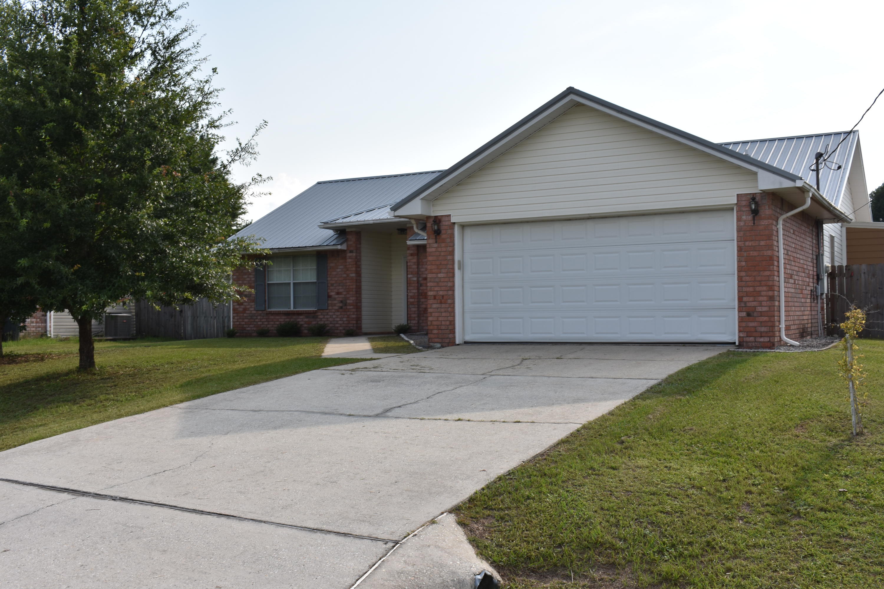 COUNTRYVIEW ESTATES 4TH ADDN - Residential