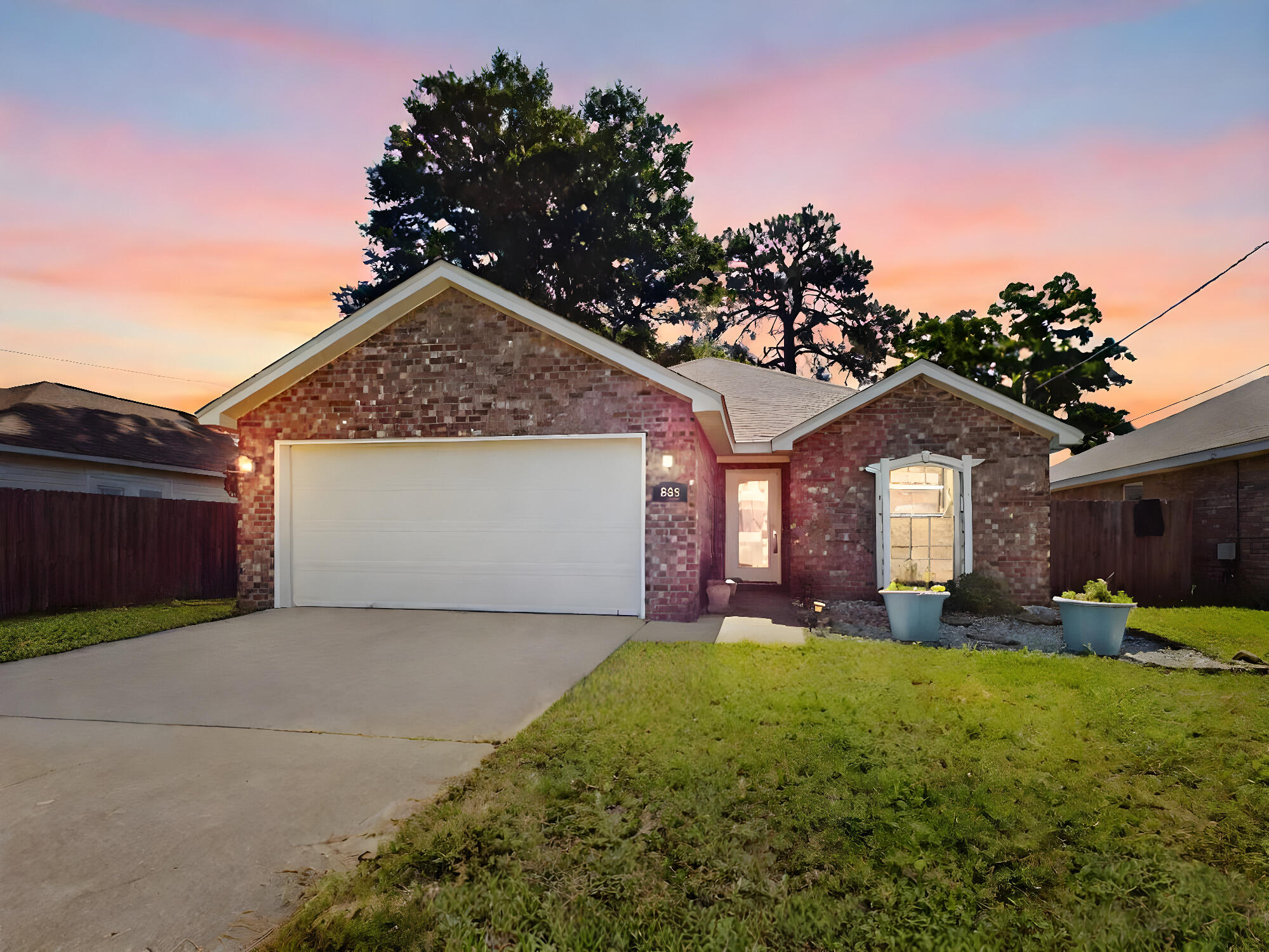 Oak Breeze - Residential