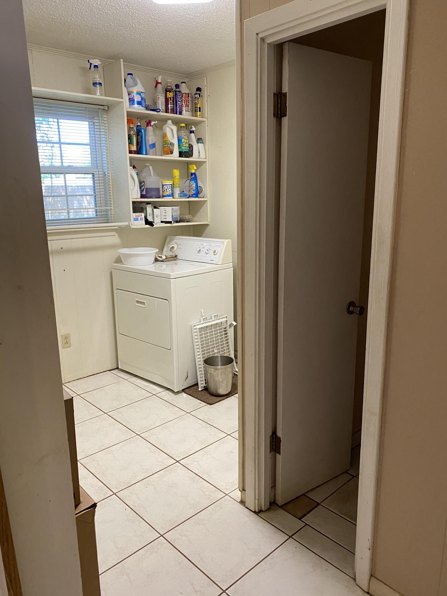 EDGEWATER VILLAGE - Residential Lease