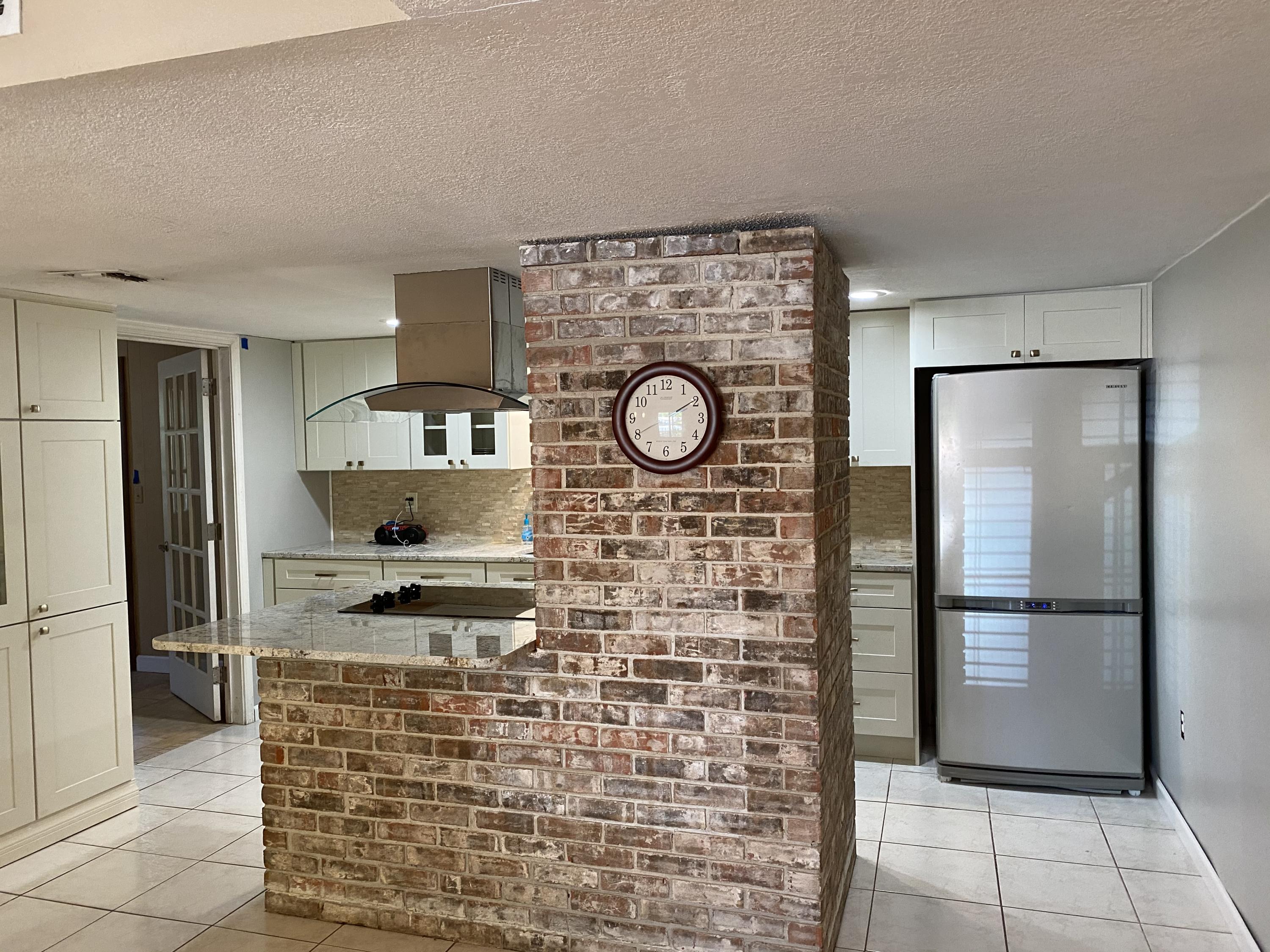 EDGEWATER VILLAGE - Residential Lease