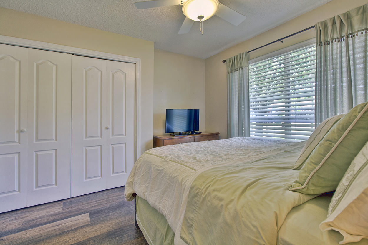 INDIAN WOODS - Residential