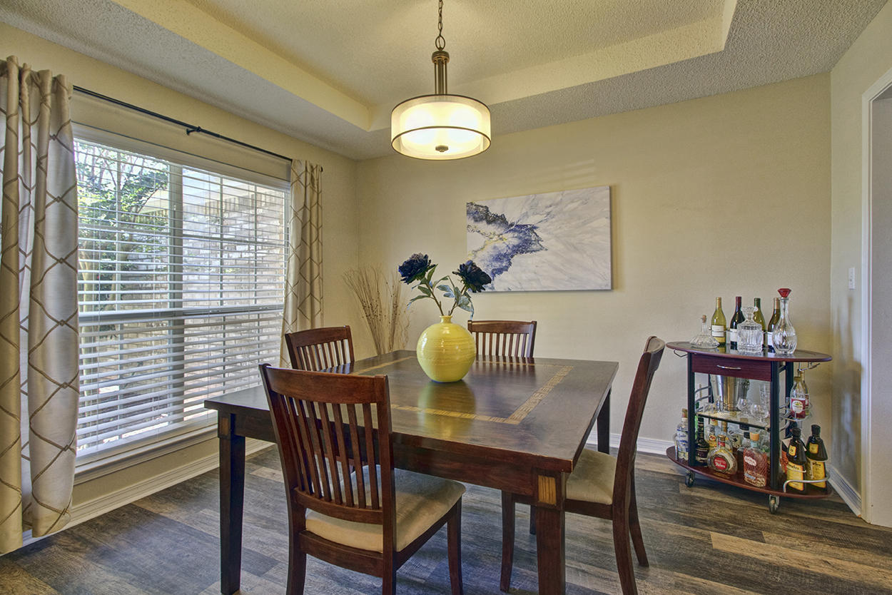 INDIAN WOODS - Residential