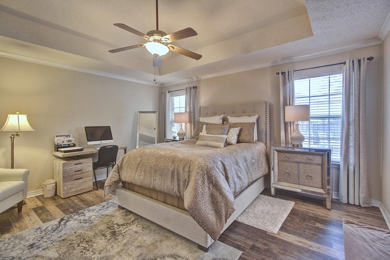 INDIAN WOODS - Residential