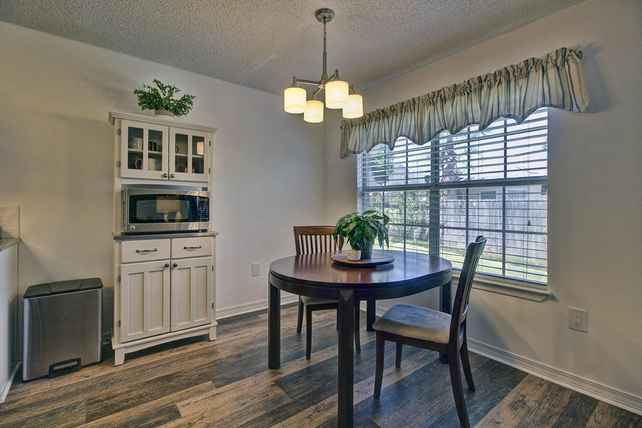 INDIAN WOODS - Residential