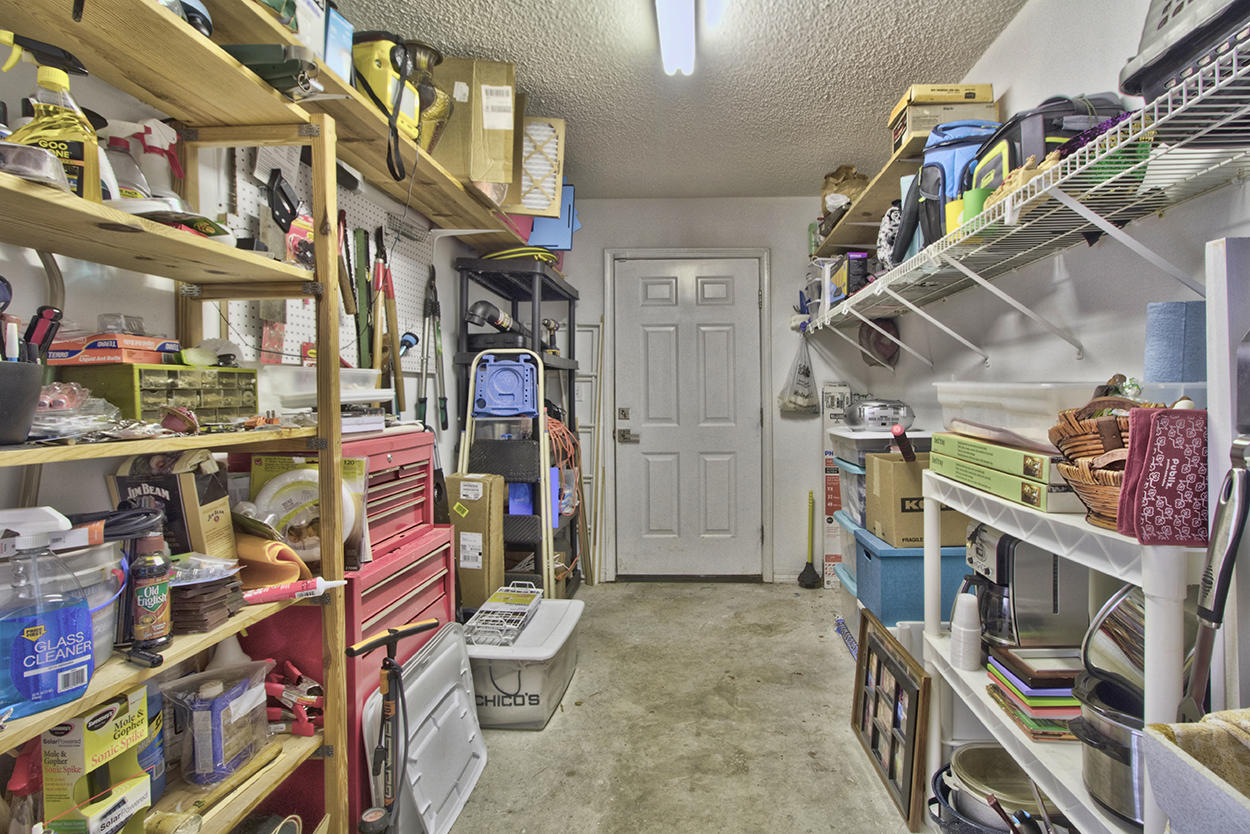 INDIAN WOODS - Residential