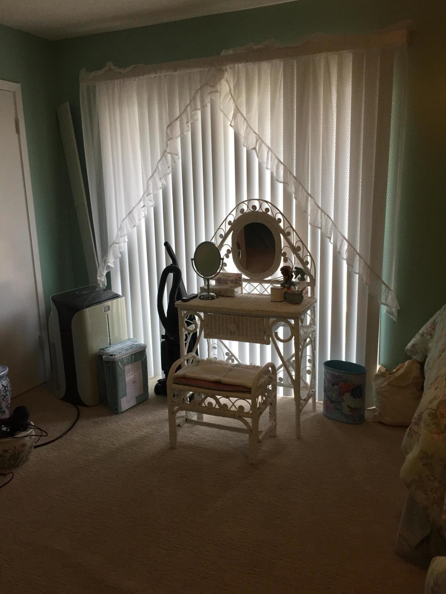 PIRATES COVE INLET CONDO - Residential