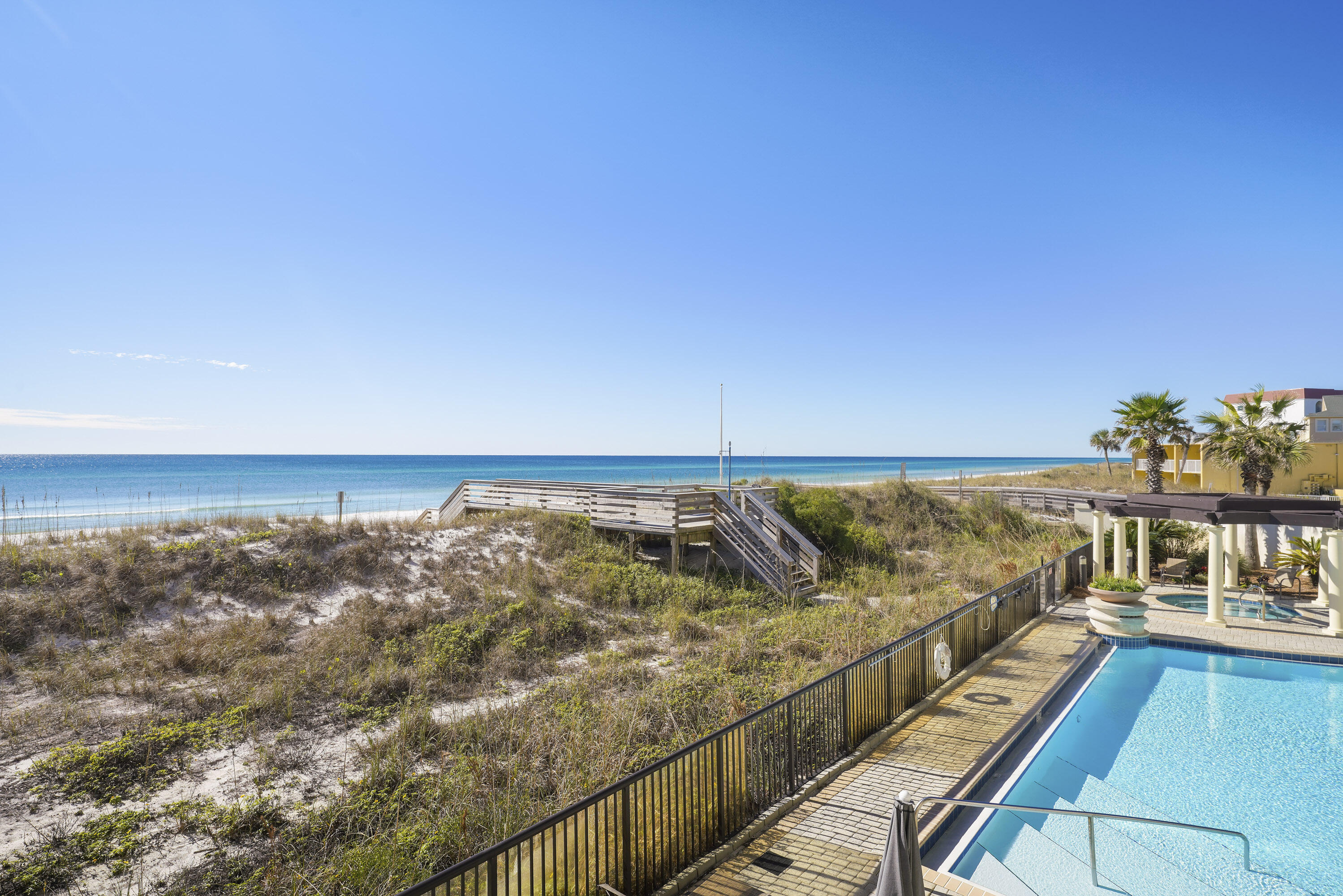 BELLA RIVA - Residential