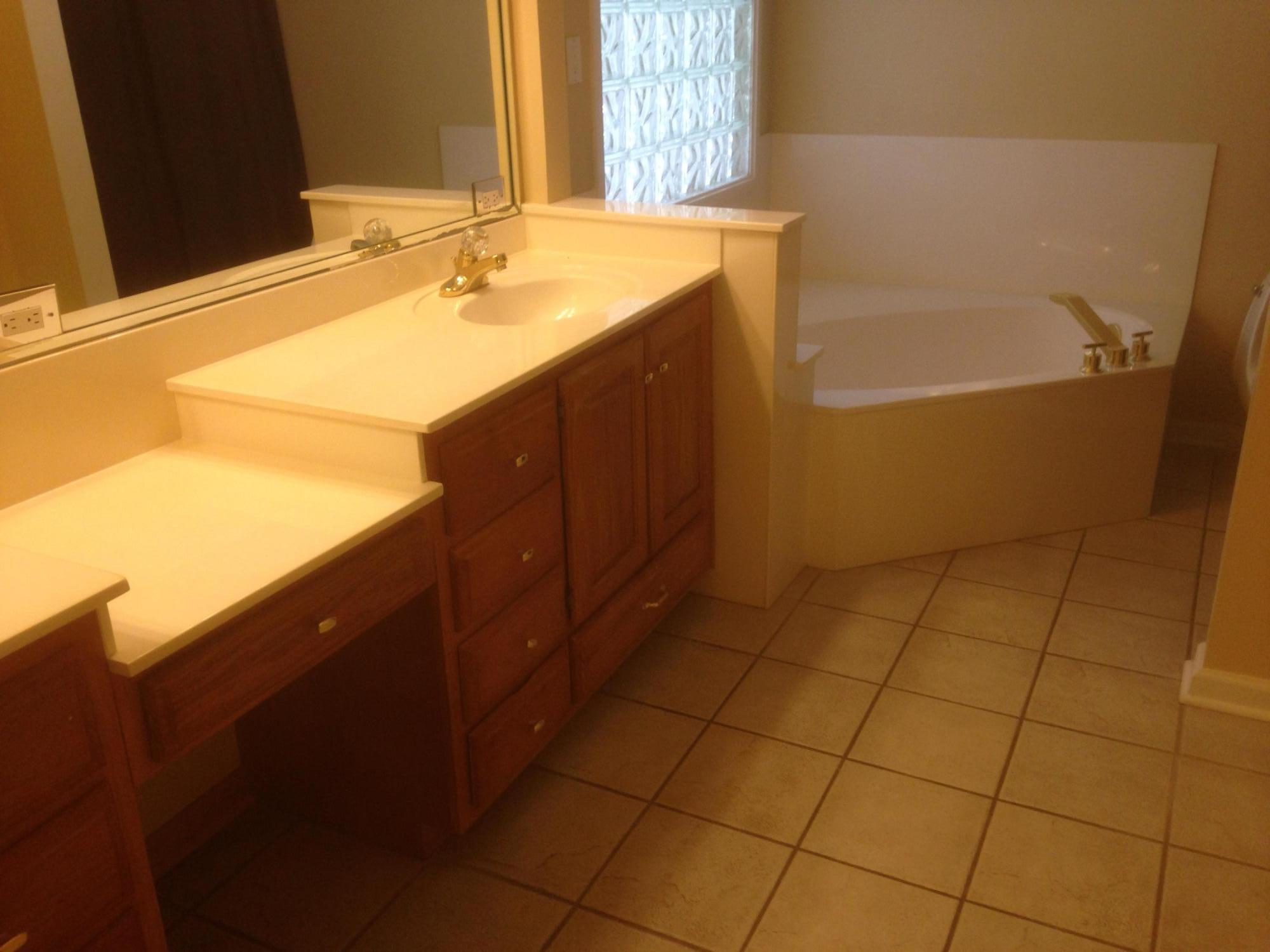 LAKE LORRAINE ESTATES - Residential