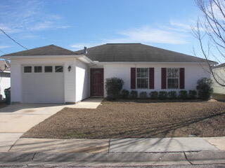 **Available NOW!!****No pets, no exceptions**Welcome to this inviting 3-bedroom, 2-bathroom home that offers comfort, space, and convenience. The spacious living area features neutral tones and plush carpeting, providing a cozy setting for relaxing or entertaining. A dedicated dining space with a lovely light fixture flows directly into the kitchen, making mealtime a breeze.The kitchen is equipped with ample cabinet storage, a clean electric range, and a practical layout that's perfect for everyday use. Both bathrooms are well-maintained, and the master bath includes a full-size tub and shower combo.