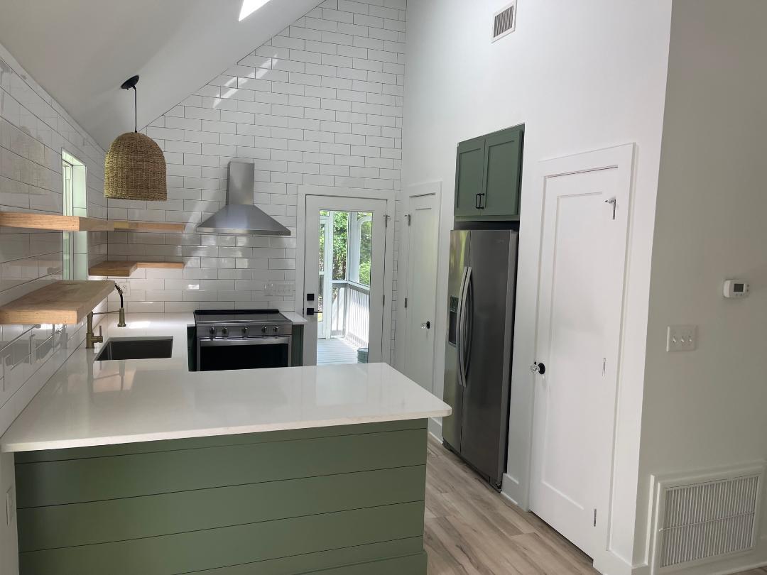 MAGNOLIA BEACH - Residential