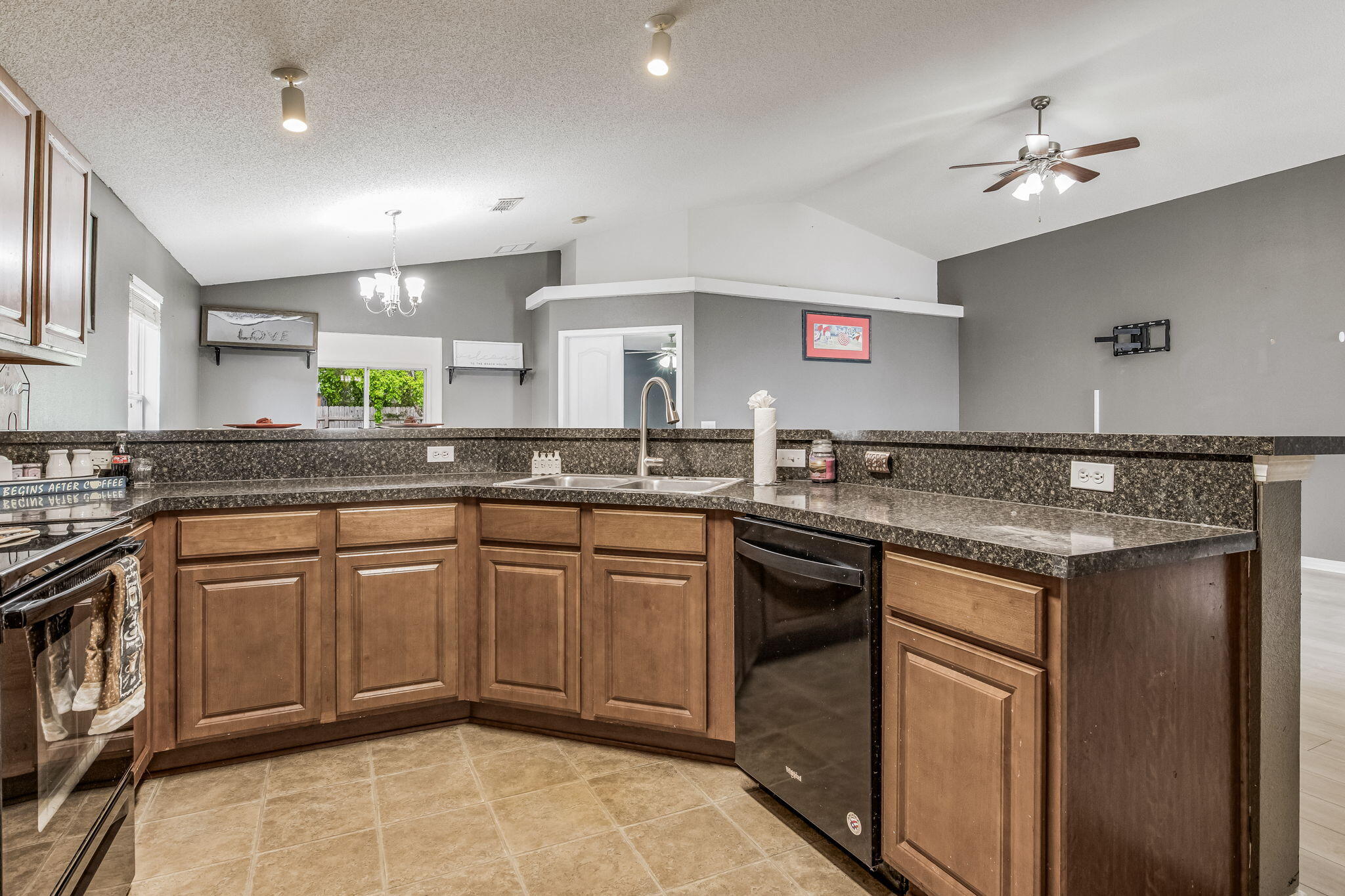 PROMISE CREEK - Residential