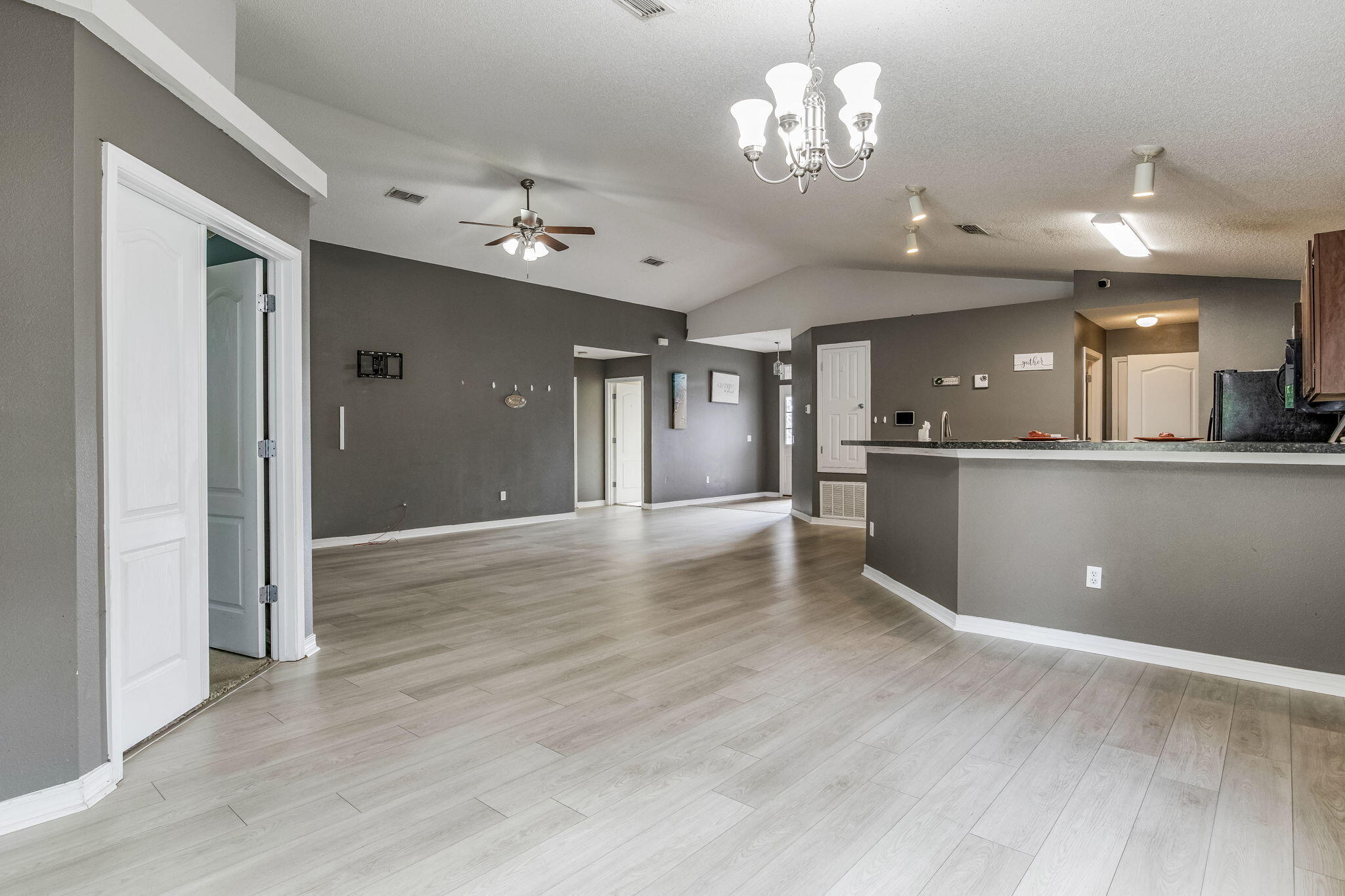 PROMISE CREEK - Residential