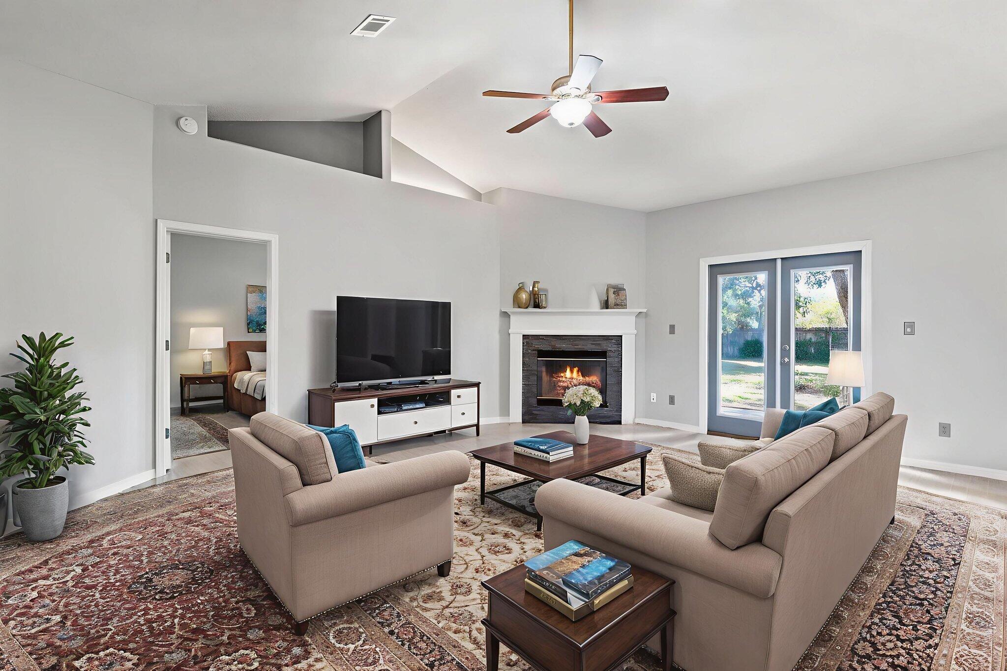 BAREFOOT CREEK - Residential