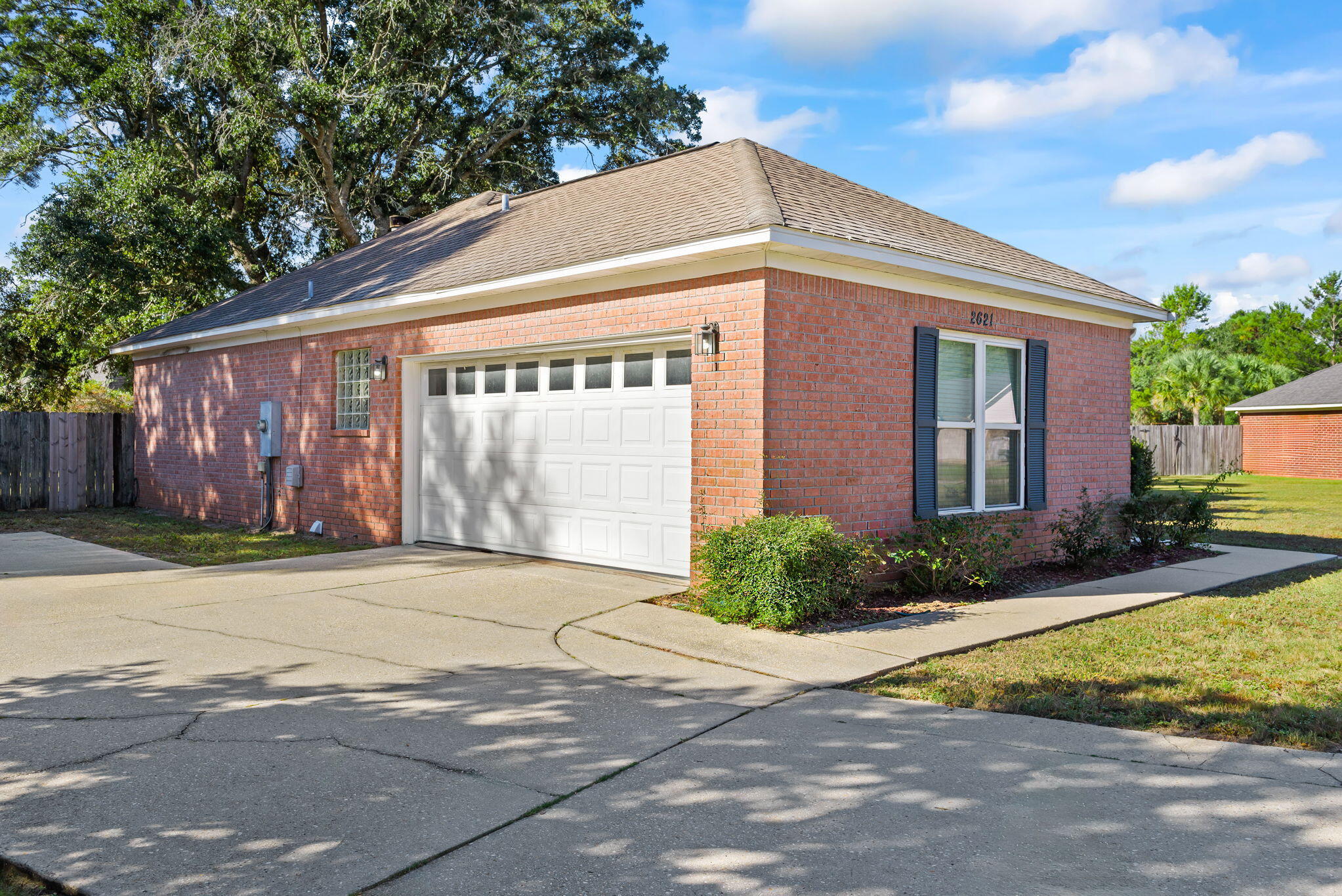BAREFOOT CREEK - Residential
