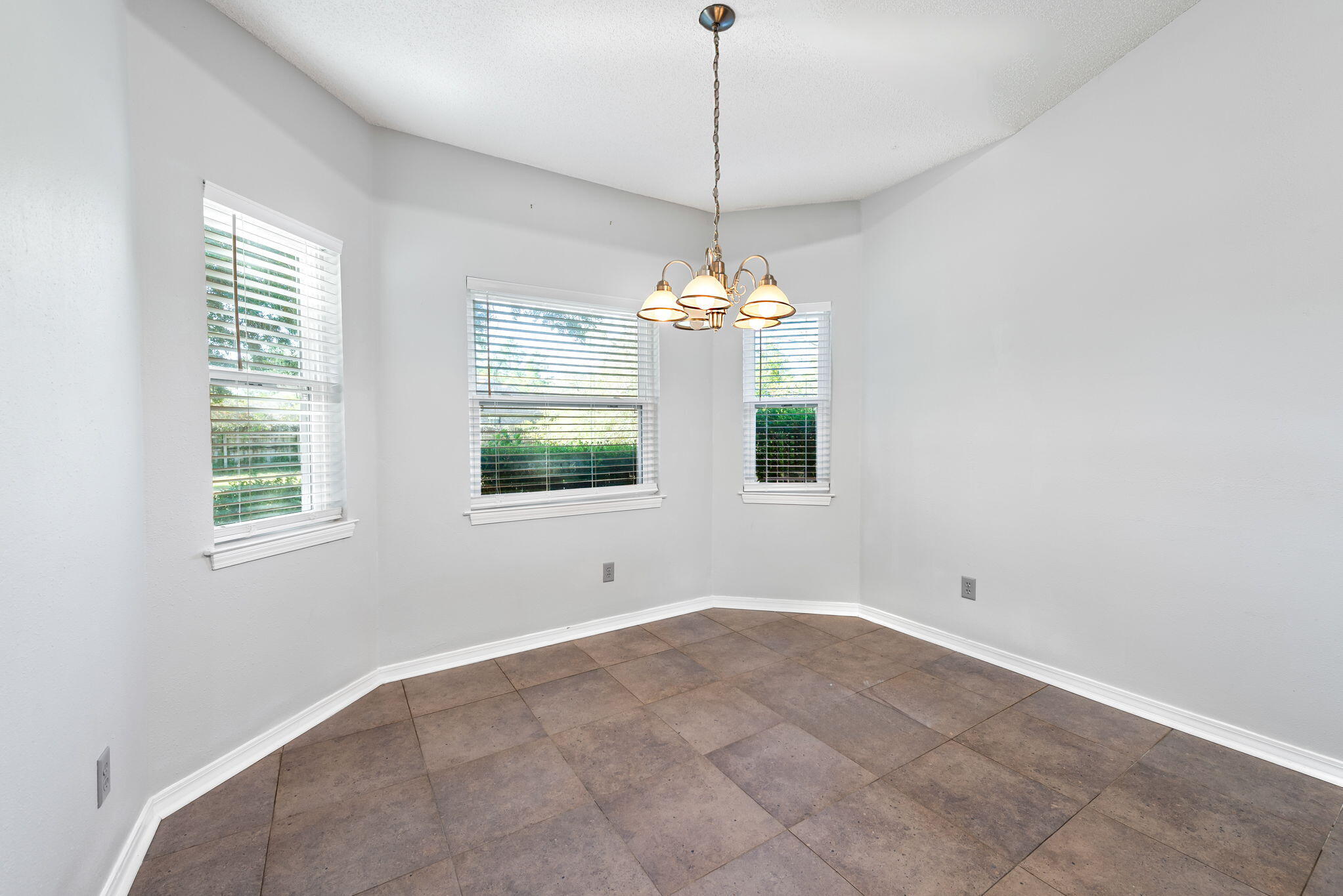 BAREFOOT CREEK - Residential