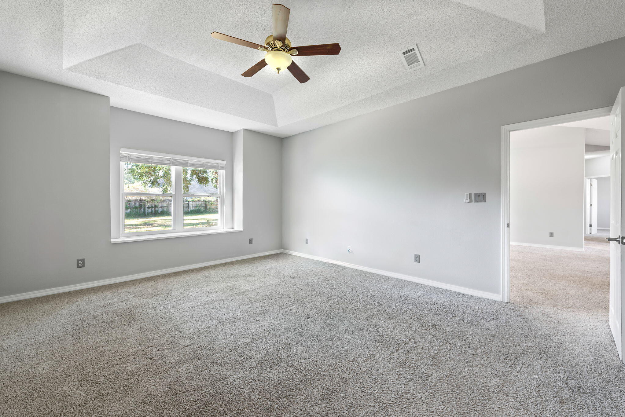 BAREFOOT CREEK - Residential