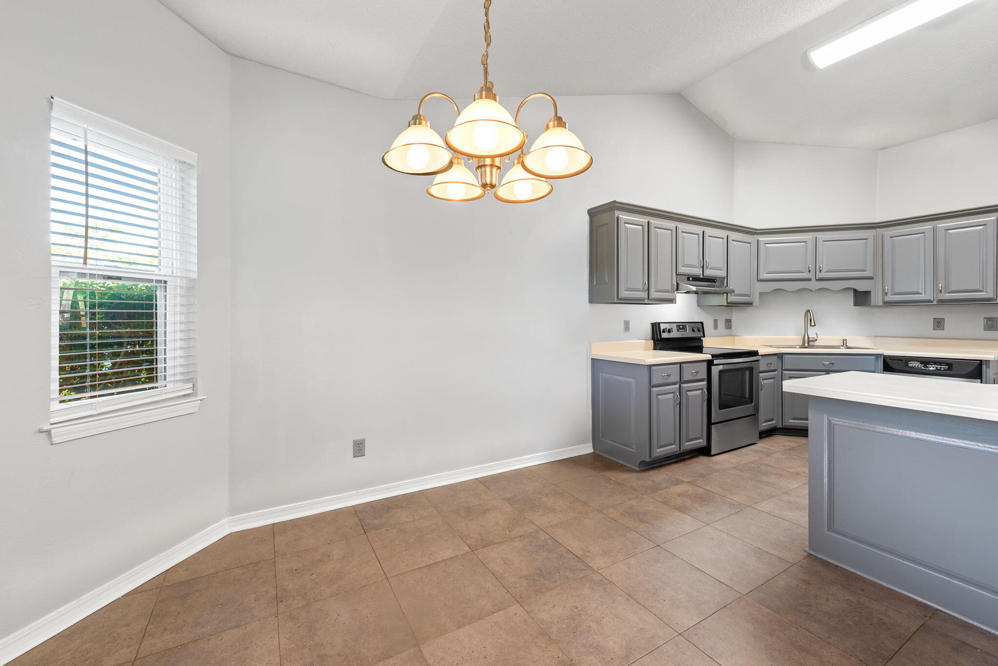 BAREFOOT CREEK - Residential