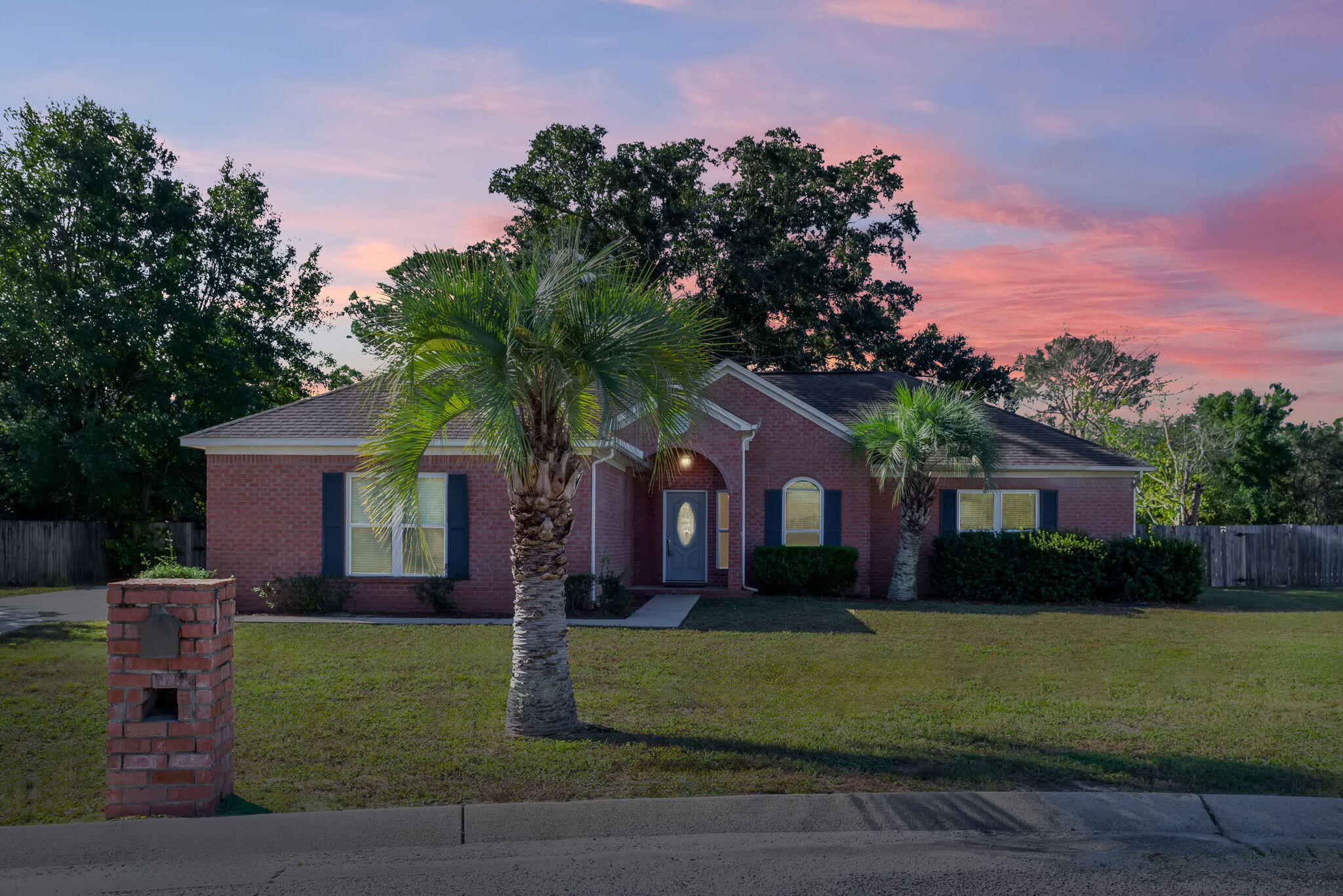 BAREFOOT CREEK - Residential