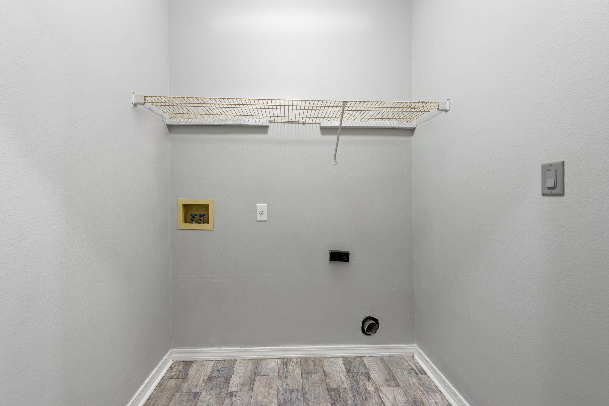 BAREFOOT CREEK - Residential