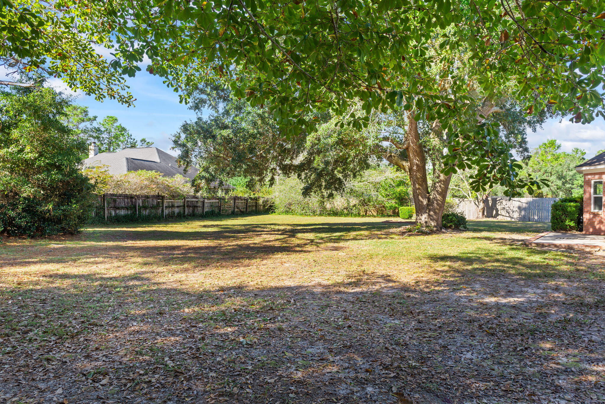 BAREFOOT CREEK - Residential