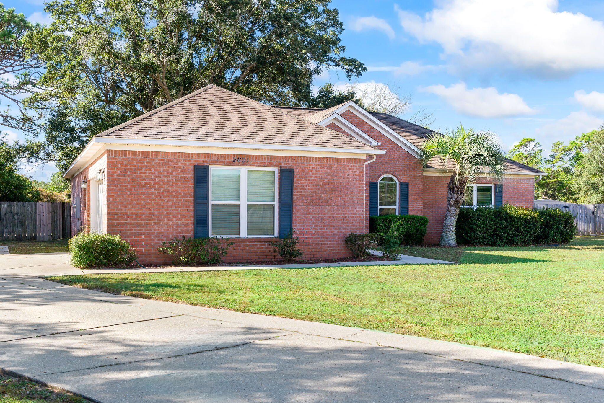 BAREFOOT CREEK - Residential
