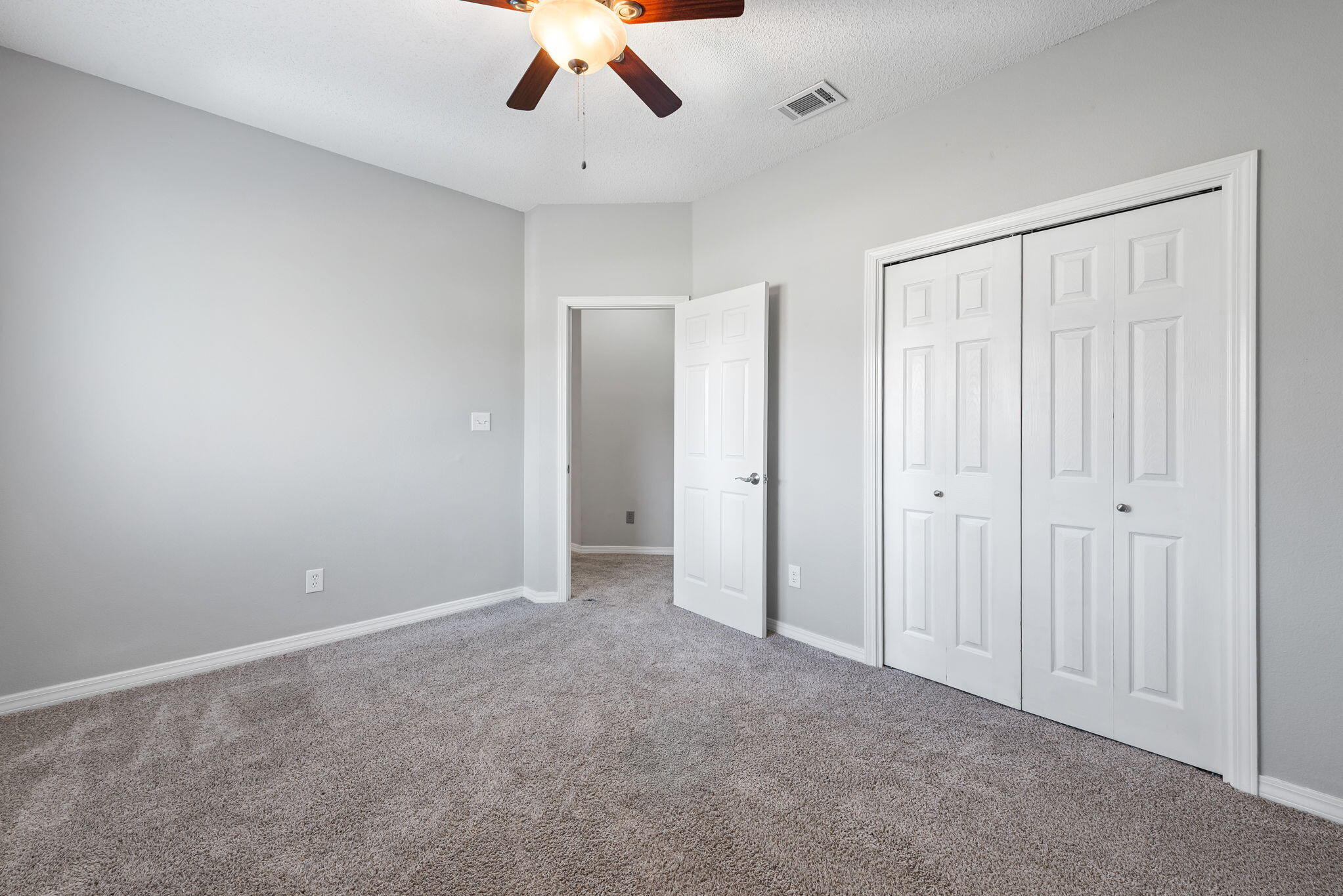 BAREFOOT CREEK - Residential