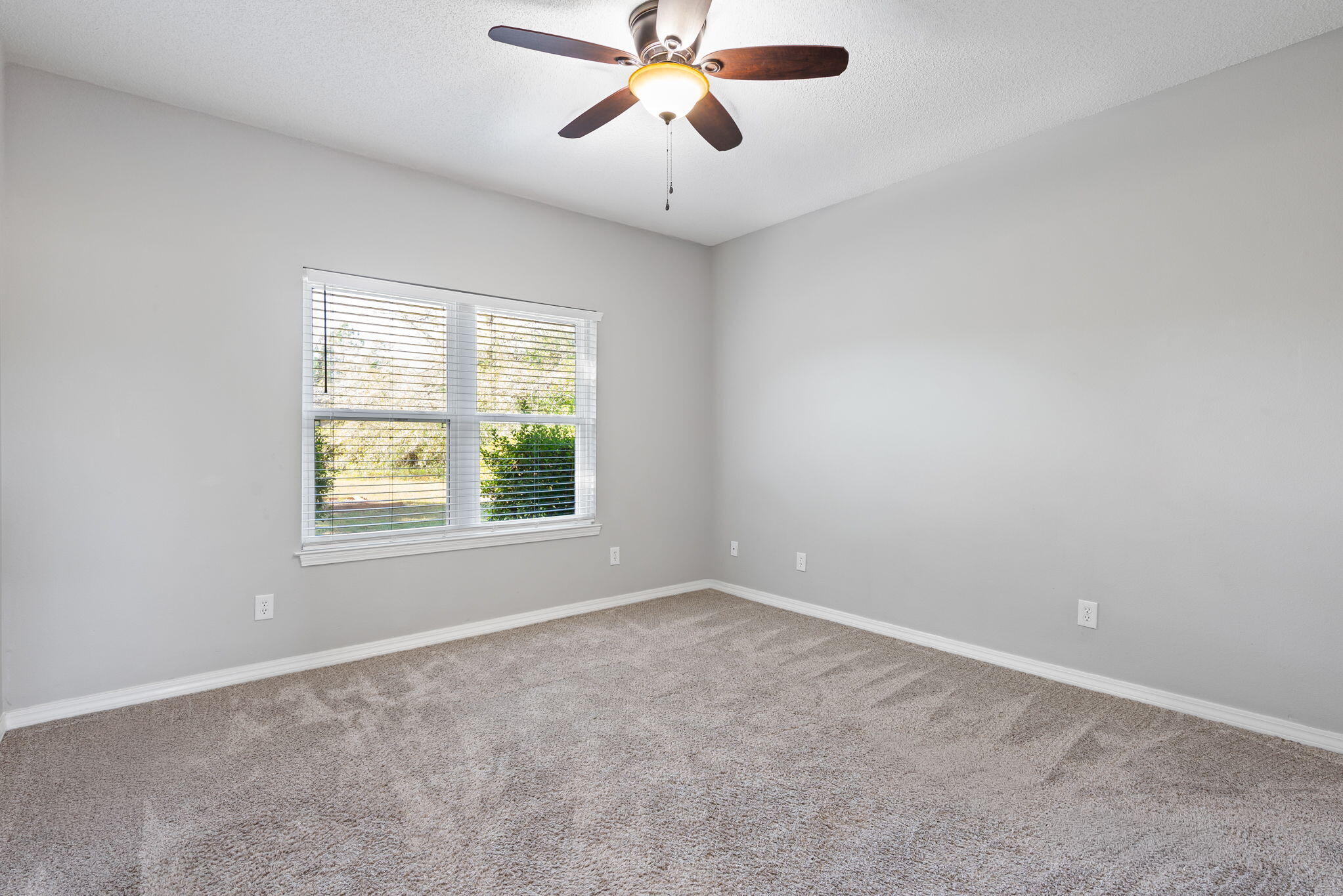 BAREFOOT CREEK - Residential
